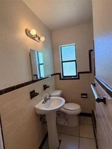2404 10th Street W Bradenton FL 34205