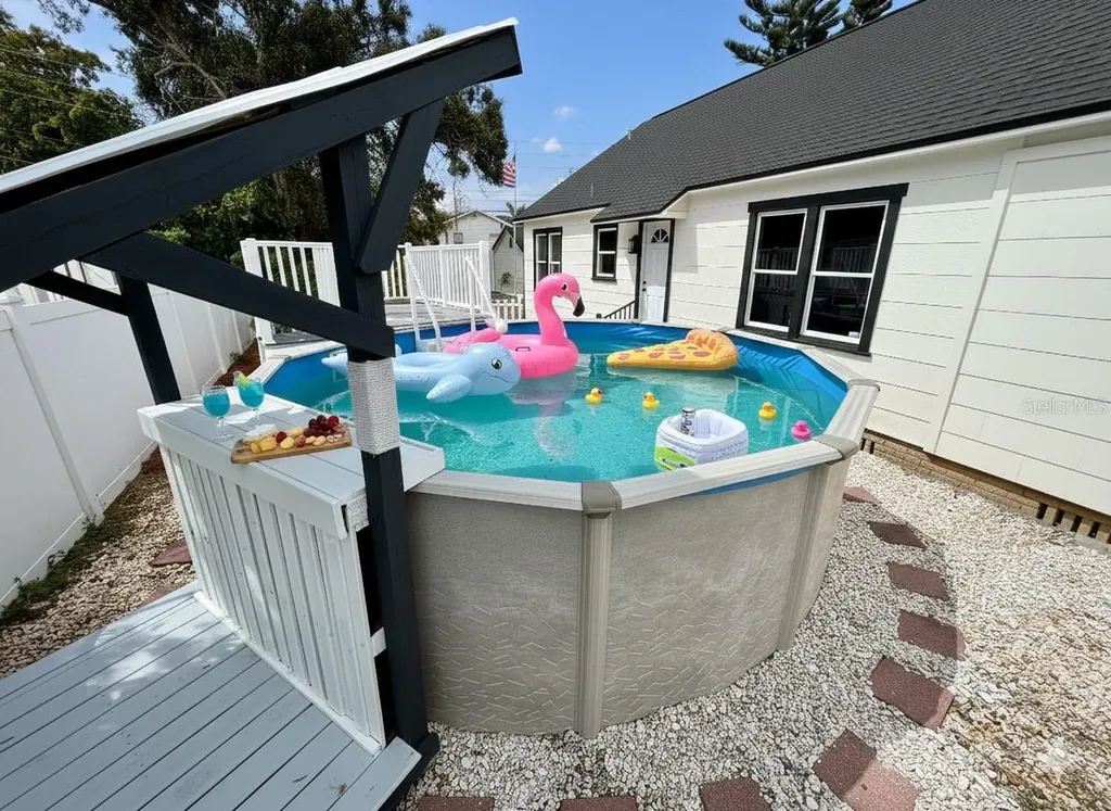 2401 8th Avenue N St Petersburg FL 33713