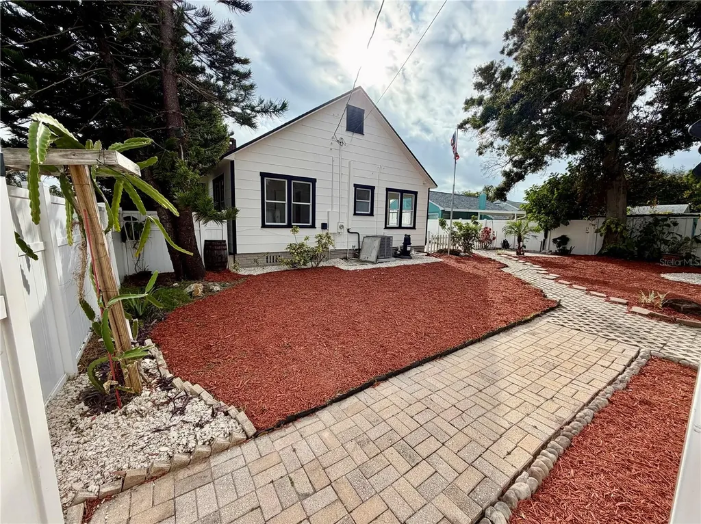 2401 8th Avenue N St Petersburg FL 33713