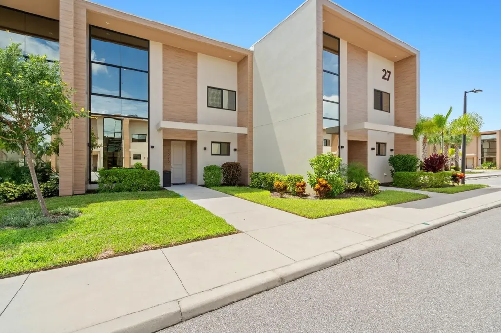 3092 Rockefeller Way Kissimmee FL 34747