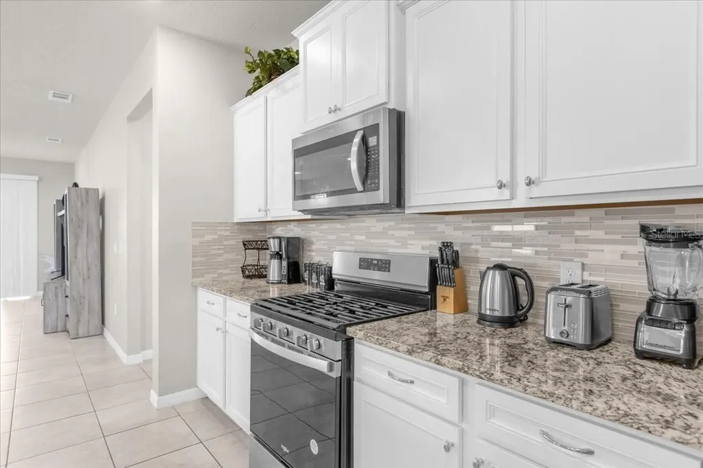 7211 Oakmoss Loop Davenport FL 33837