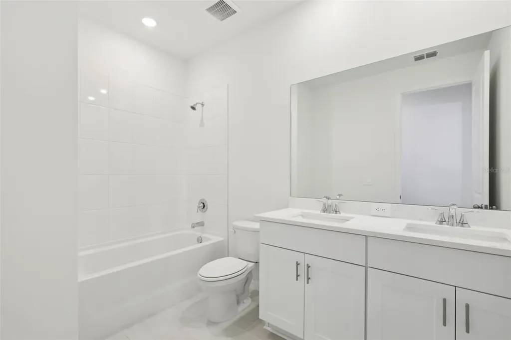 13318 Shellmore Avenue Palmetto FL 34221
