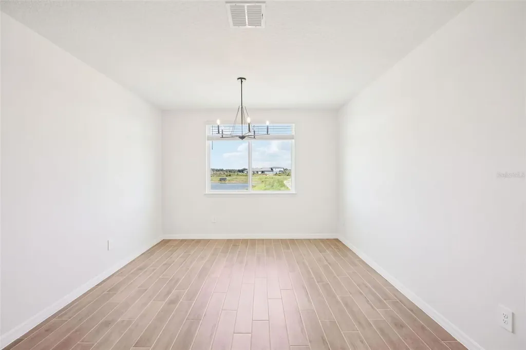 1740 Draughton Drive Zephyrhills FL 33541