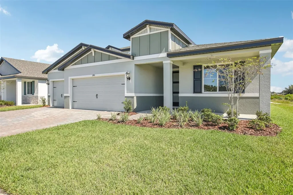 1740 Draughton Drive Zephyrhills FL 33541