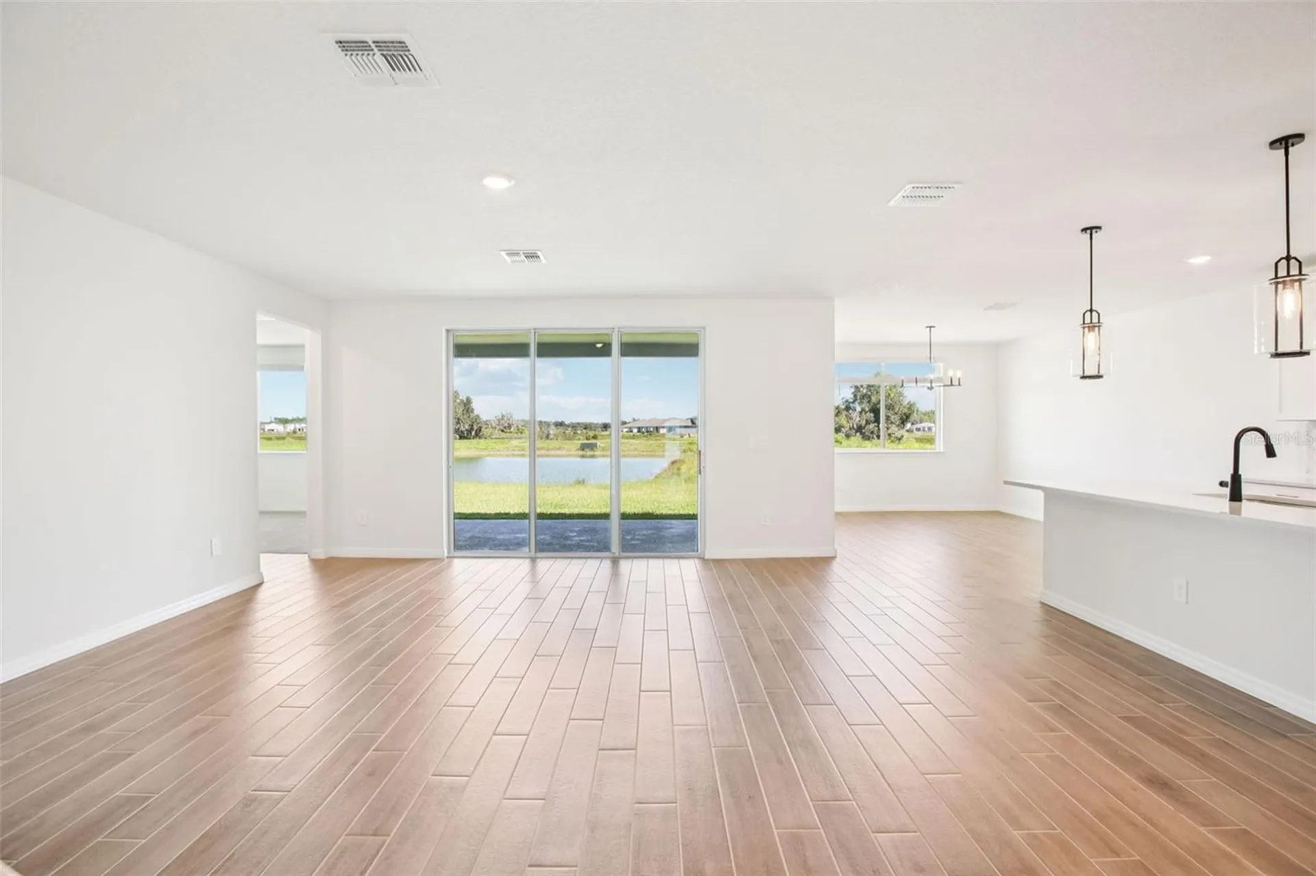 1740 Draughton Drive Zephyrhills FL 33541