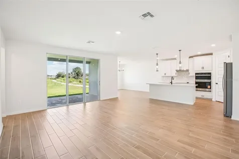 1740 Draughton Drive Zephyrhills FL 33541