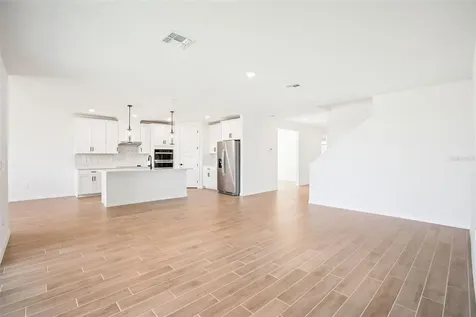 1740 Draughton Drive Zephyrhills FL 33541