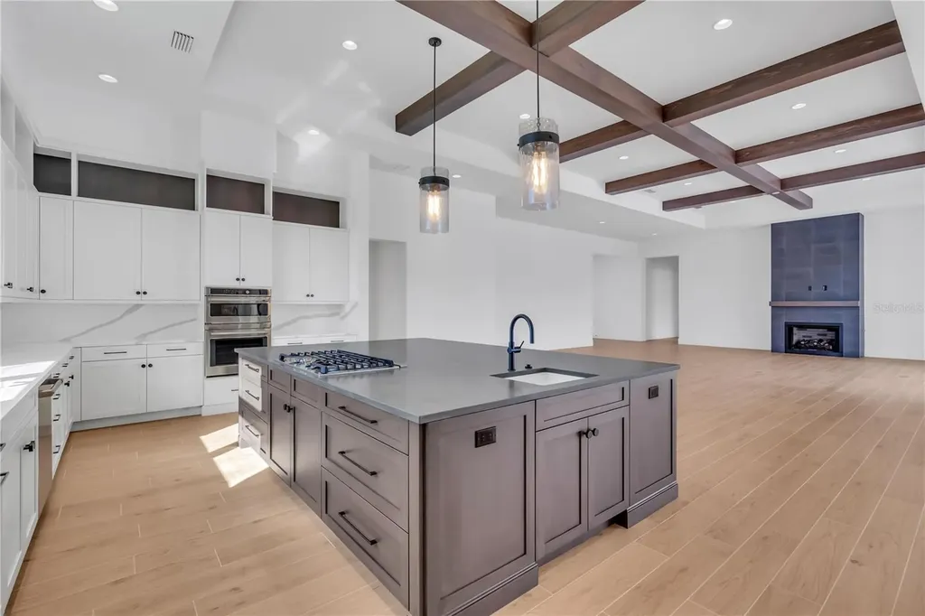 7125 Westmoreland Drive Sarasota FL 34243