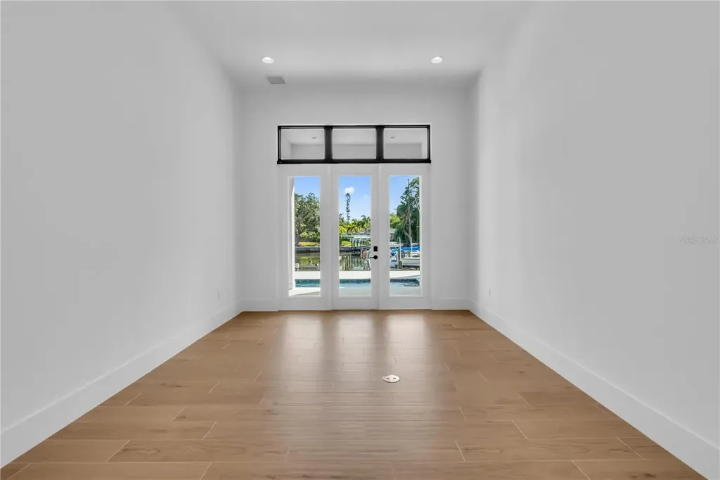 7125 Westmoreland Drive Sarasota FL 34243