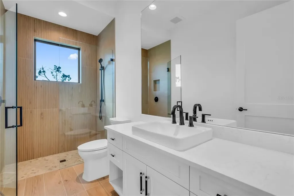 7125 Westmoreland Drive Sarasota FL 34243