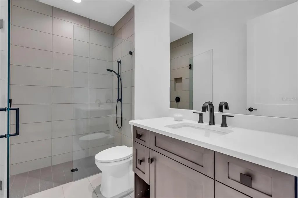 7125 Westmoreland Drive Sarasota FL 34243