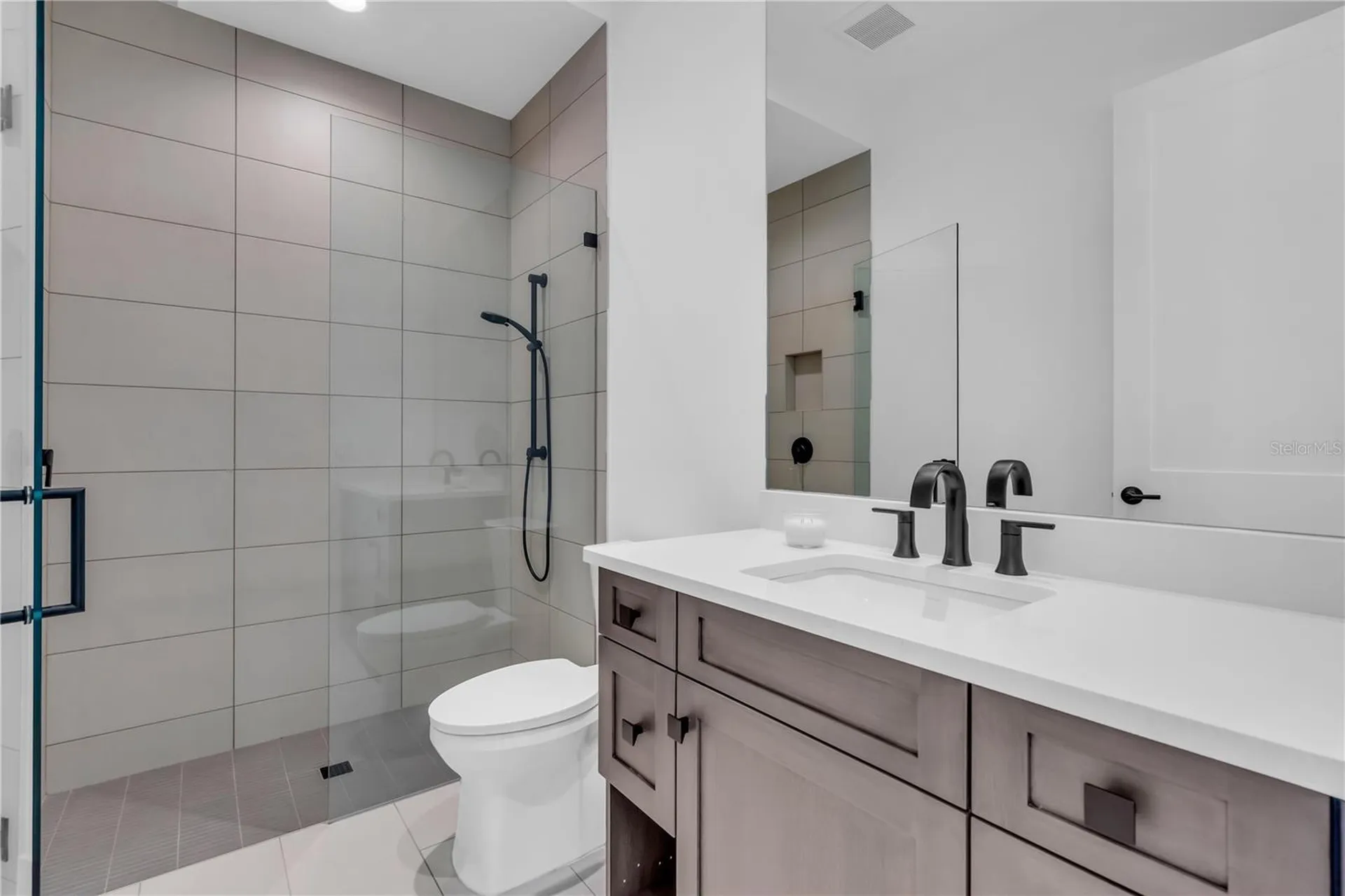 7125 Westmoreland Drive Sarasota FL 34243