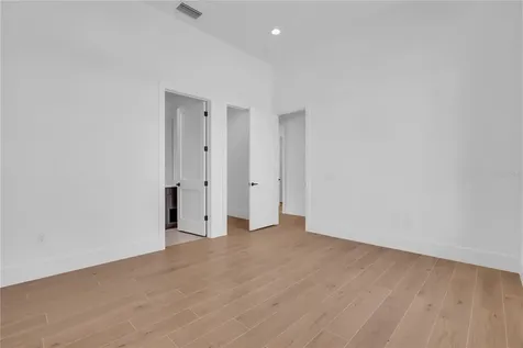 7125 Westmoreland Drive Sarasota FL 34243