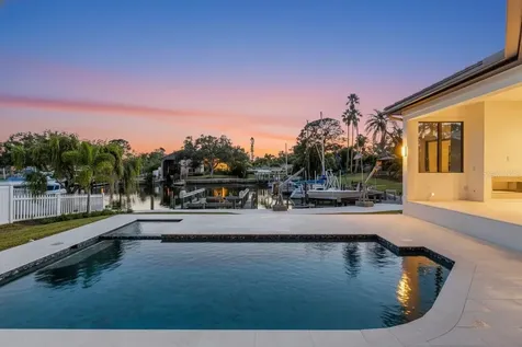 7125 Westmoreland Drive Sarasota FL 34243