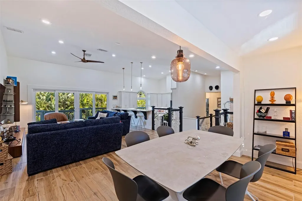 842 2nd Avenue S Tierra Verde FL 33715
