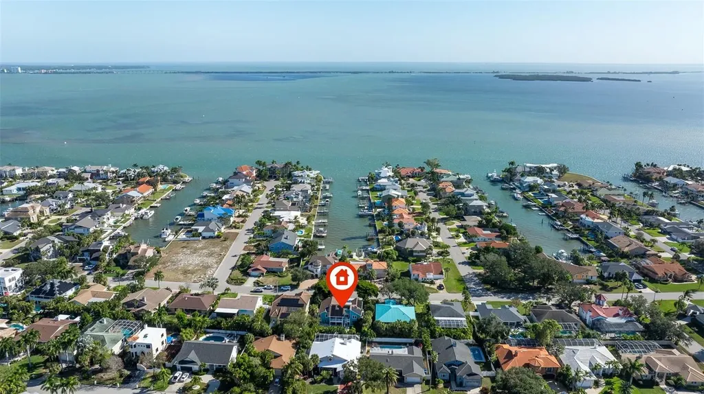 842 2nd Avenue S Tierra Verde FL 33715