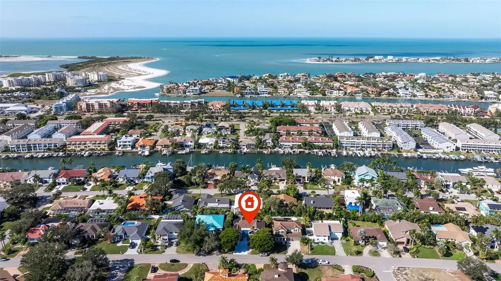 842 2nd Avenue S Tierra Verde FL 33715