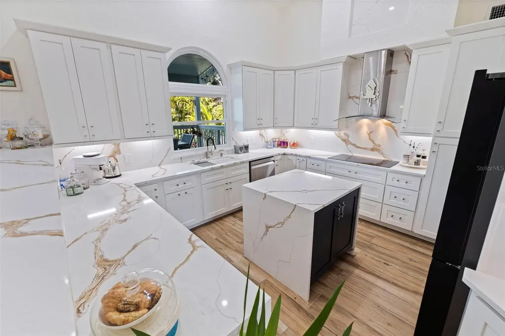 842 2nd Avenue S Tierra Verde FL 33715