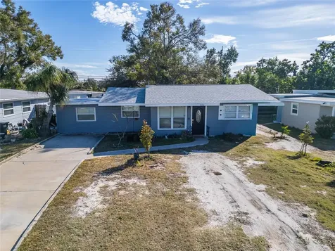 5230 45th Avenue N St Petersburg FL 33709