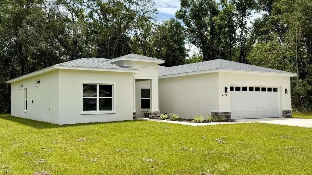 9719 N Sandree Drive Citrus Springs FL 34434