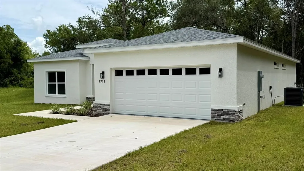 9719 N Sandree Drive Citrus Springs FL 34434