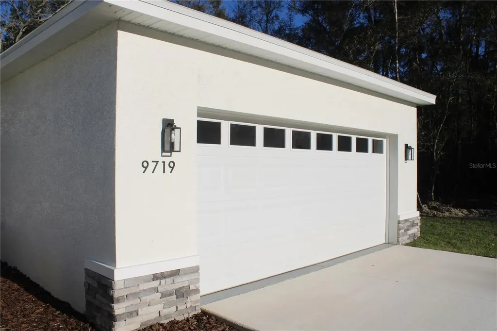 9719 N Sandree Drive Citrus Springs FL 34434