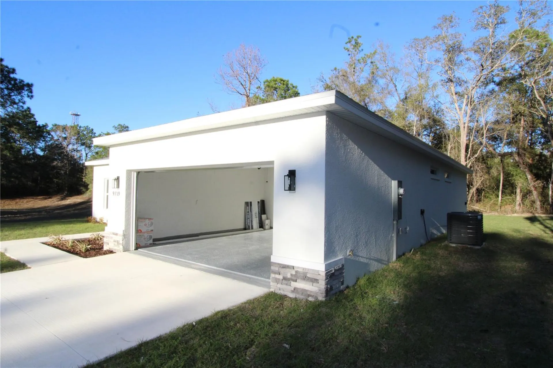 9719 N Sandree Drive Citrus Springs FL 34434