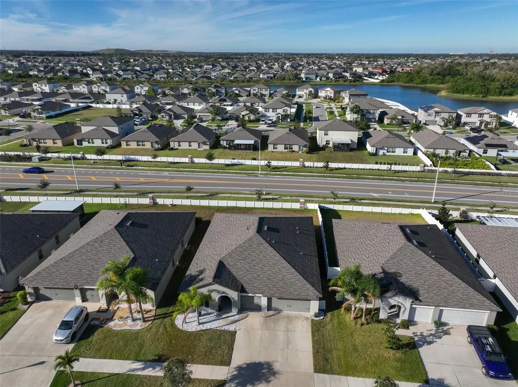 13575 Willow Bluestar Loop Riverview FL 33579