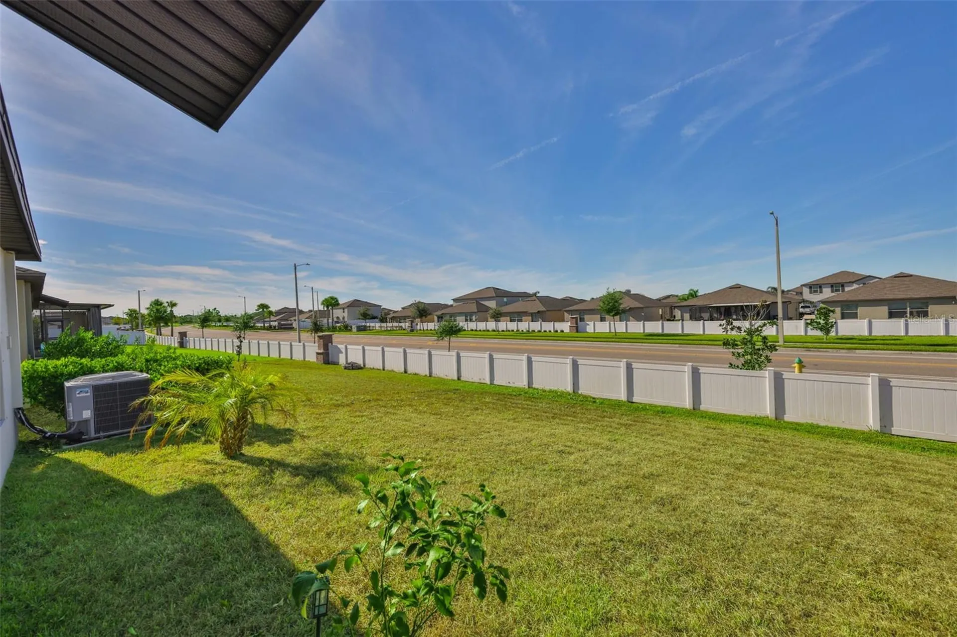 13575 Willow Bluestar Loop Riverview FL 33579