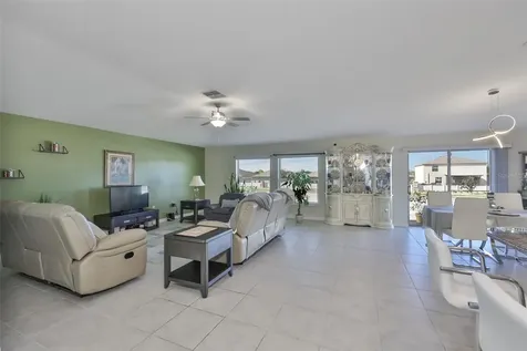 13575 Willow Bluestar Loop Riverview FL 33579