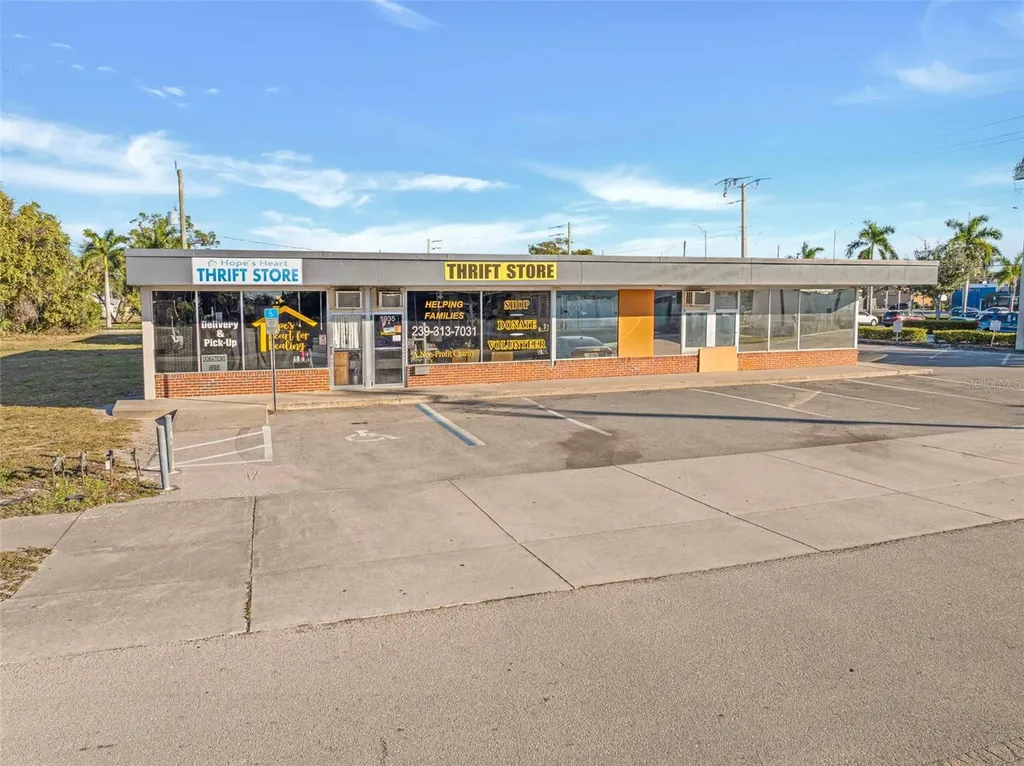 1940 Jefferson Ave, 1937-1945 & 1938-1946 Suwanee Avenue Fort Myers FL 33901