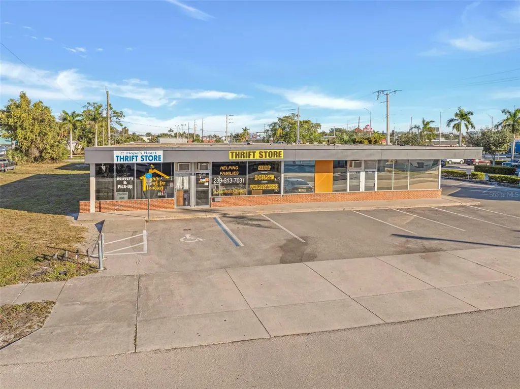 1940 Jefferson Ave, 1937-1945 & 1938-1946 Suwanee Avenue Fort Myers FL 33901