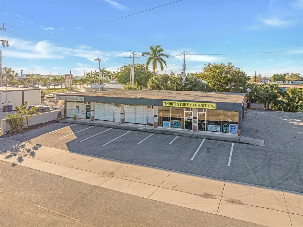 1940 Jefferson Ave, 1937-1945 & 1938-1946 Suwanee Avenue Fort Myers FL 33901