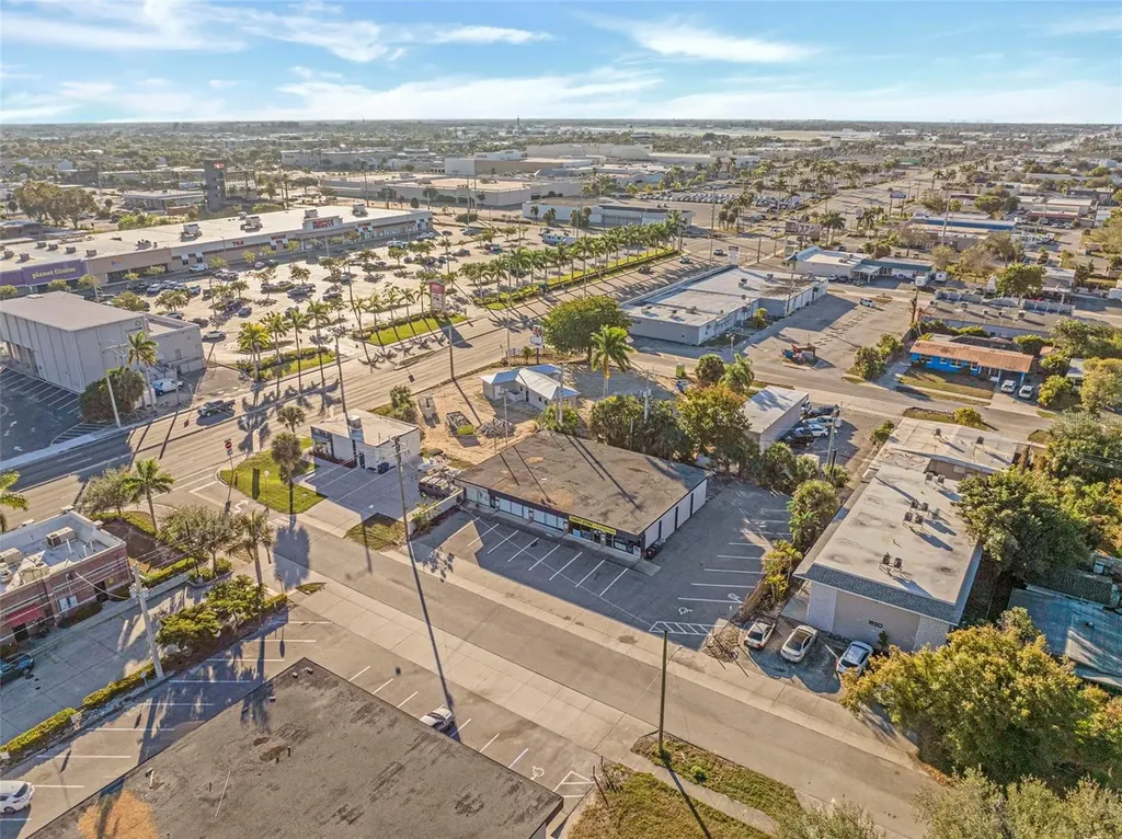 1940 Jefferson Ave, 1937-1945 & 1938-1946 Suwanee Avenue Fort Myers FL 33901