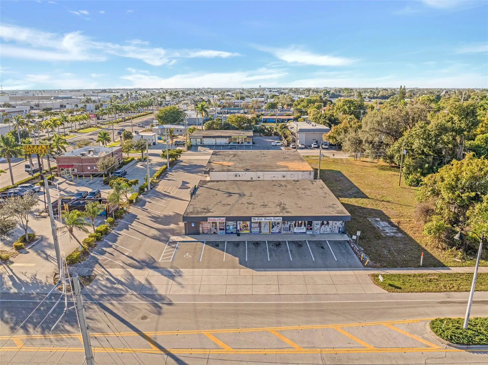 1940 Jefferson Ave, 1937-1945 & 1938-1946 Suwanee Avenue Fort Myers FL 33901