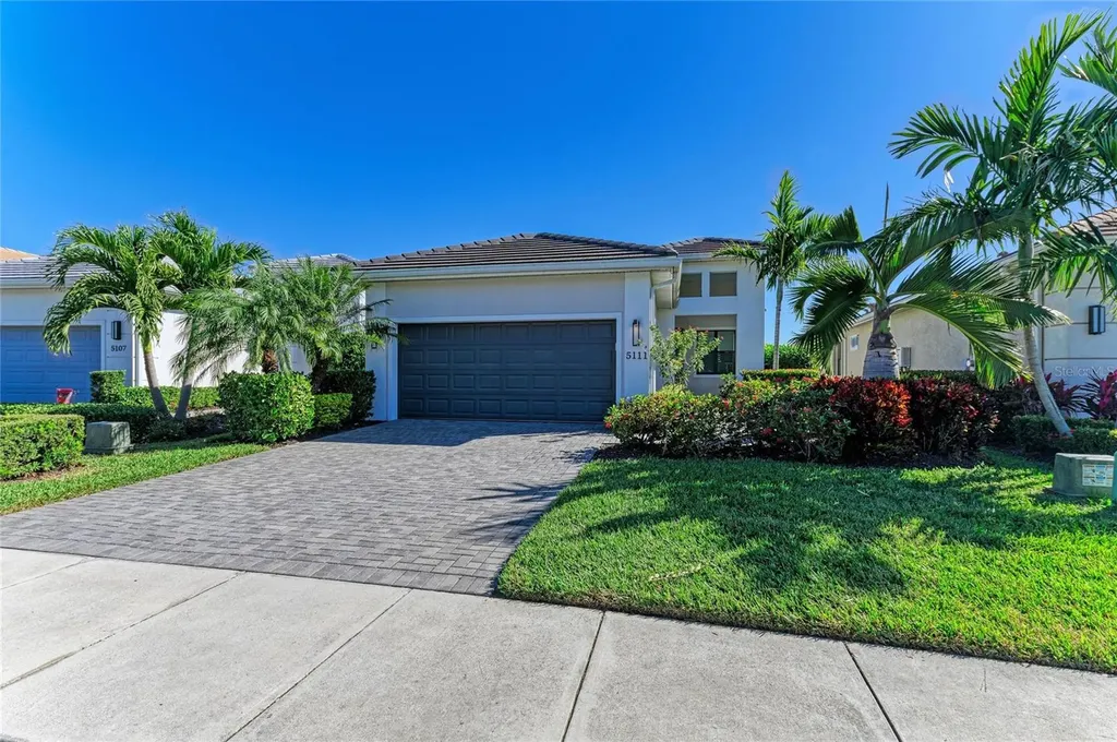 5111 Barnett Circle Bradenton FL 34211