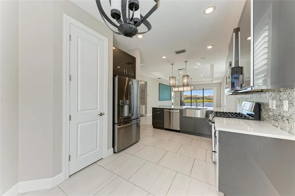 5111 Barnett Circle Bradenton FL 34211