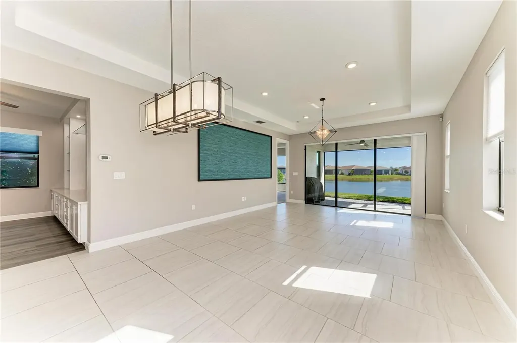 5111 Barnett Circle Bradenton FL 34211