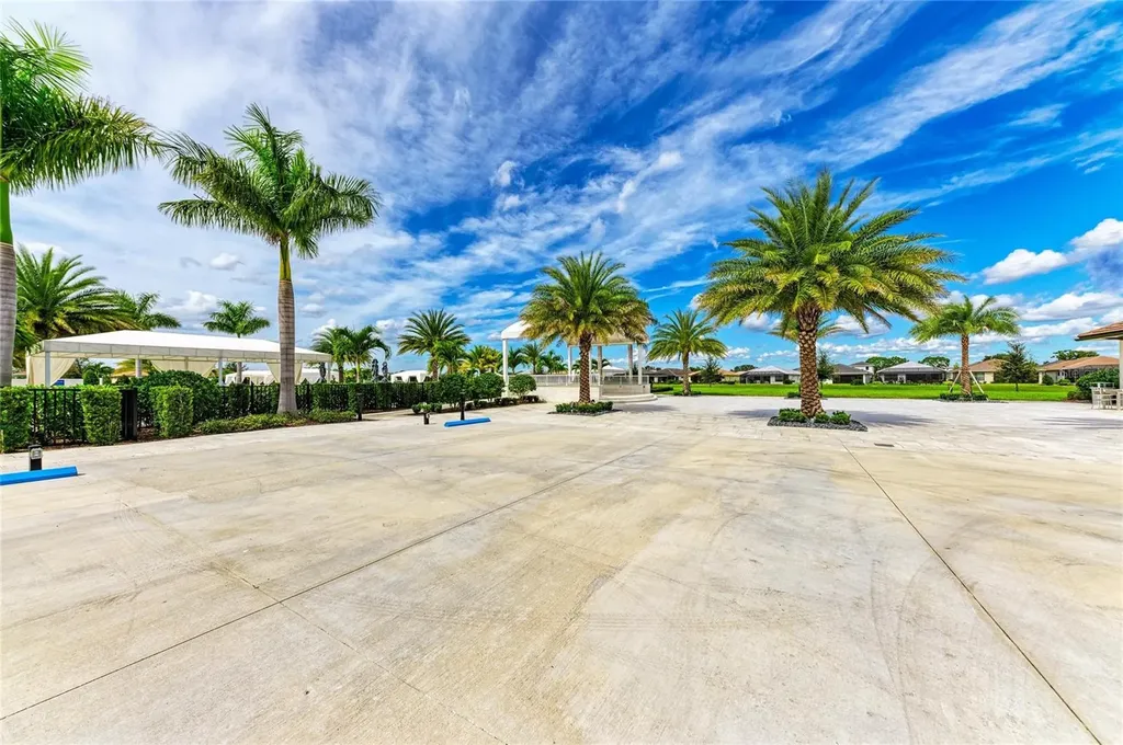 5111 Barnett Circle Bradenton FL 34211