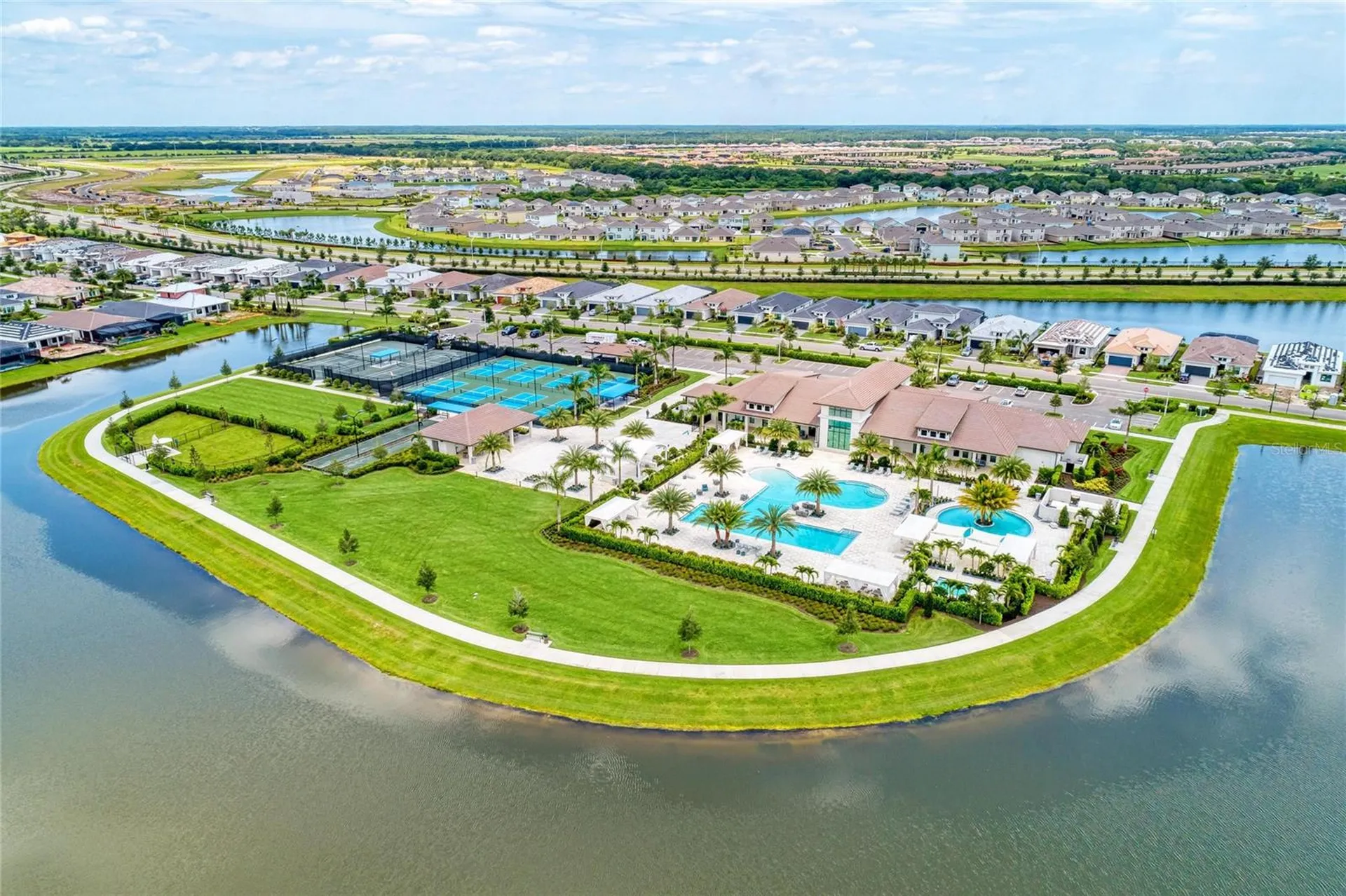 5111 Barnett Circle Bradenton FL 34211