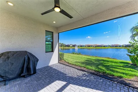 5111 Barnett Circle Bradenton FL 34211
