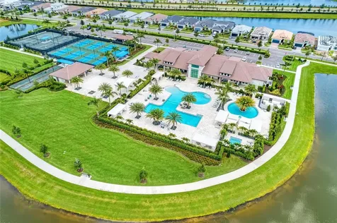 5111 Barnett Circle Bradenton FL 34211