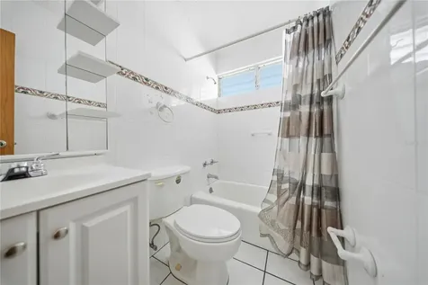 4327 Avenue Isla Verde Carolina PR 00979