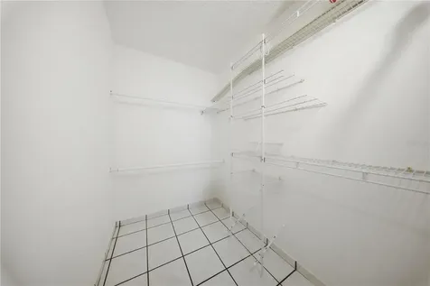 4327 Avenue Isla Verde Carolina PR 00979