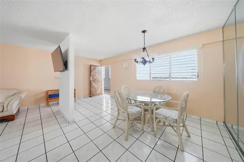 4327 Avenue Isla Verde Carolina PR 00979