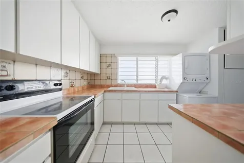 4327 Avenue Isla Verde Carolina PR 00979