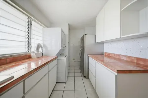 4327 Avenue Isla Verde Carolina PR 00979