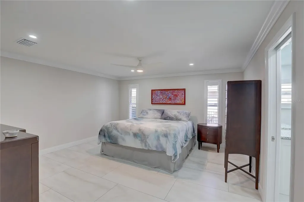 4401 43rd Street S St Petersburg FL 33711