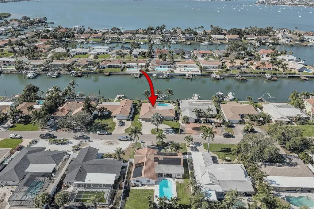 4401 43rd Street S St Petersburg FL 33711