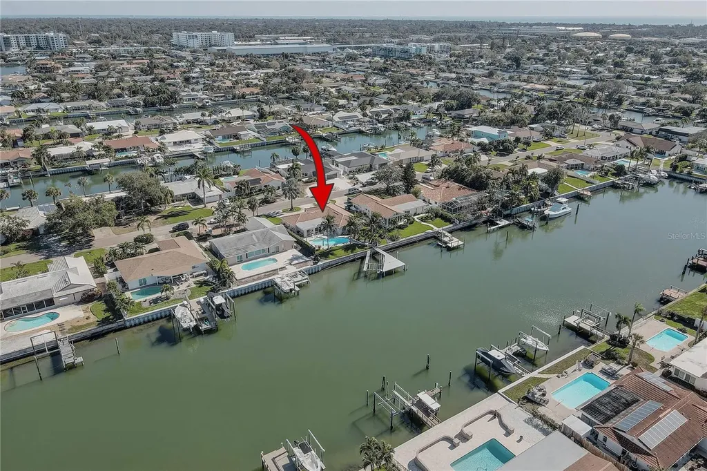 4401 43rd Street S St Petersburg FL 33711
